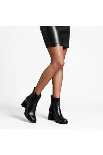 Black Patent Leather Crocodile-Embossed Accessory Detailed Women's Square-Toe Boots with Internal Zipper and 7 cm Heel