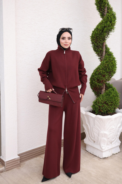 Burgundy Corsman Zippered Cardigan and Trousers Knitwear Set