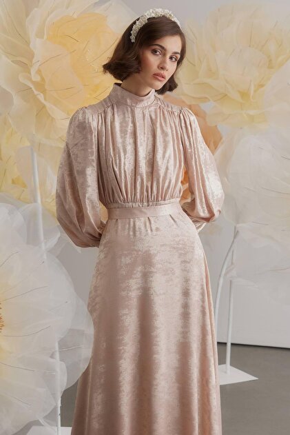 Rochie de seară strălucitoare, culoare somon