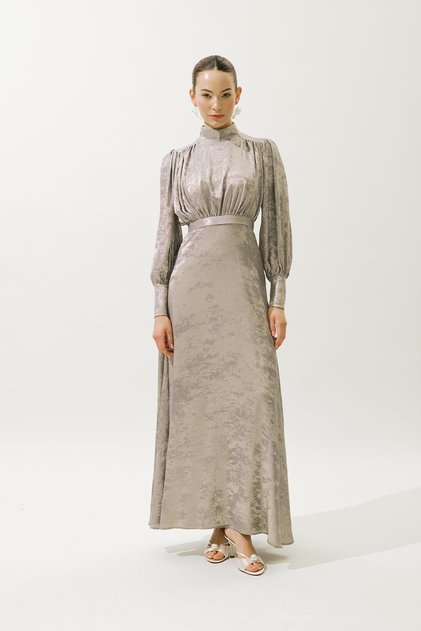Rochie de seară strălucitoare argintie