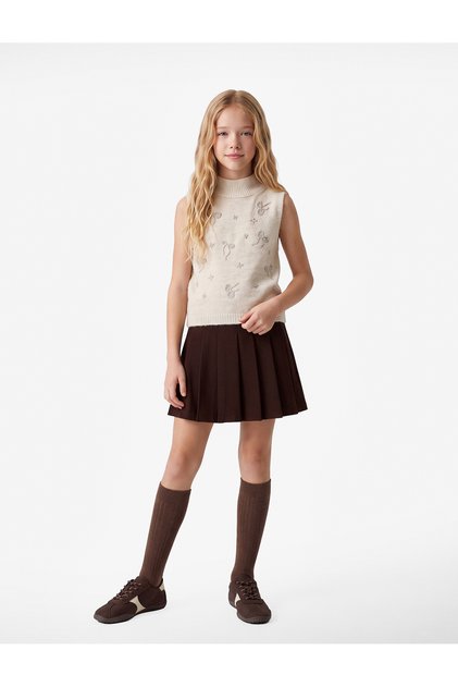 Embroidered Bow Detail Stand Collar Knitwear Tank Top