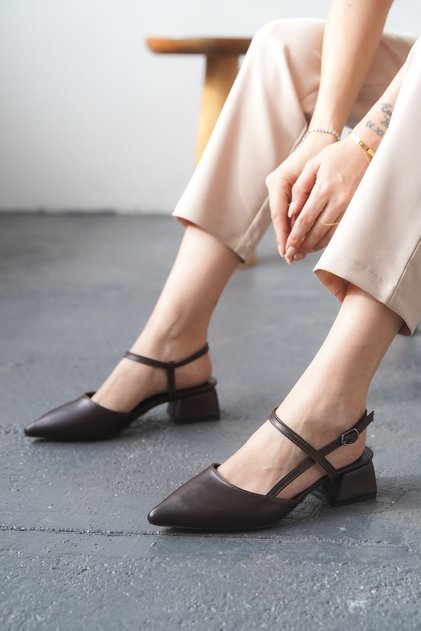 Women's Franco Low Heeled Shoes - Brown