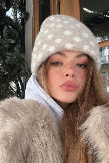 Women's Soft Furry Beret Polka Dot Pattern Stone