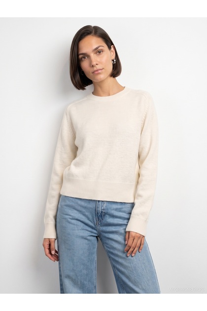 10884 Wool Blend Crew Neck Sweater