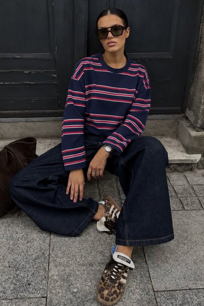 Kadın Lacivert Bordo Beyaz Çizgili Bisiklet Yaka Oversize Sweatshirt