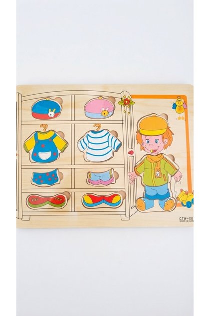 Educational Wooden Dress-Up and Outfit Matching Game - Skill-Enhancing Intelligence and Matching Game for Children