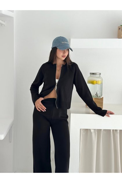 Crew Neck Zippered Knitwear Cardigan and Relaxed Fit Wide Leg Pants Bottom Top Set Aw26Au0013