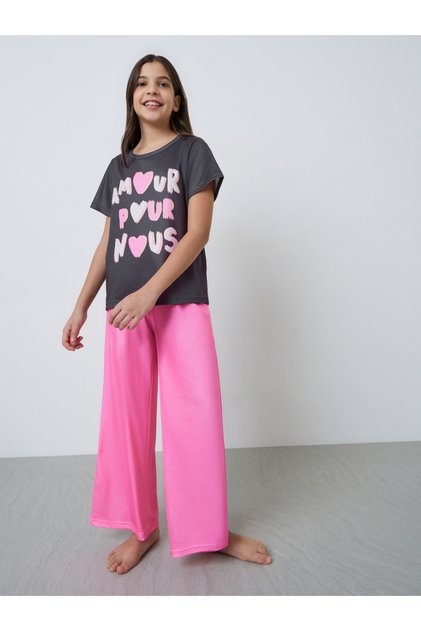Teen Girls Short Sleeve T-Shirt and Pyjama Set