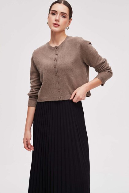 Plain Long-Sleeved Cardigan