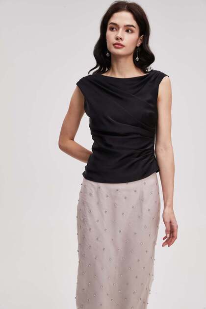 Solid Sleeveless Blouse