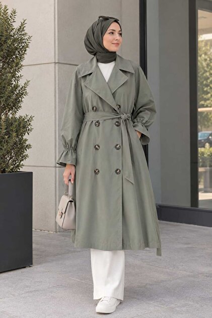 Trench Coat with Buttons and Laces