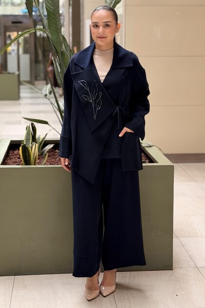 Wide Collar Beaded Embroidered Jacket and Trousers Set
