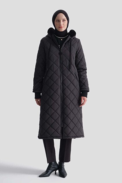 Fur Detailed Hooded Quilted Jacket Anthracite