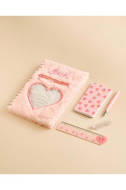 Pink Heart Stationery Set