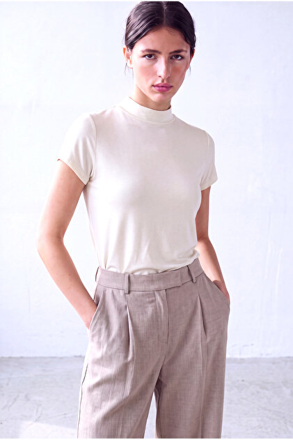 Women's Off-White Viscose Half Turtleneck Short Sleeve Double Sleeve Detailed Blouse Donna