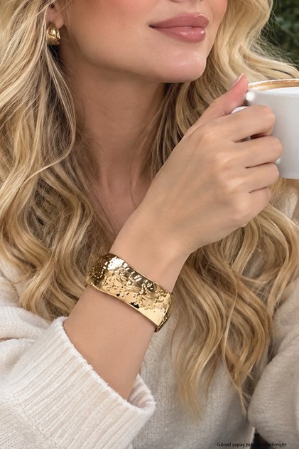 Gold Color Mica Bracelet