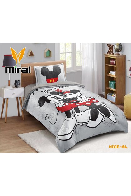 طقم مفرش سرير اطفال شتوي مخمل فخم وفرو ناعم بتصميم رسوم 3 قطع مقاس اللحاف 160*210 سم - يناسب سرير مقاس 120*200 سم