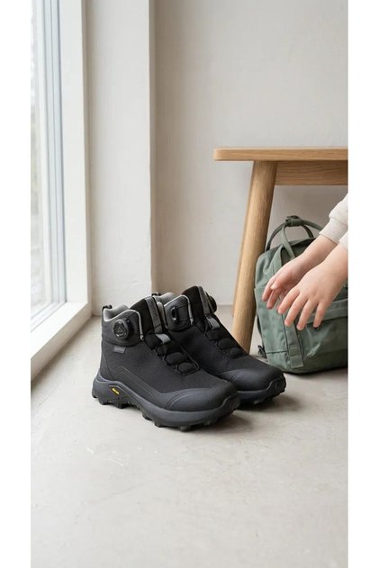 210500e children's outdoor boot