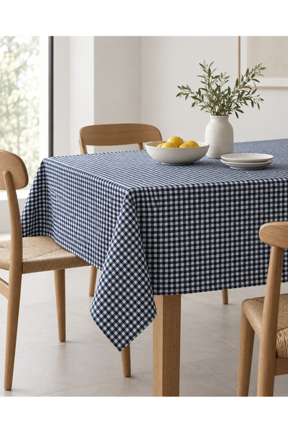 Wrinkle-Free Multi-Purpose Tablecloth & Picnic Mat Gingham Pattern Tablecloth