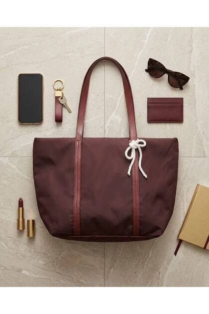 Women's Bowknot Charm Lined Fabric Hand and Shoulder Bag