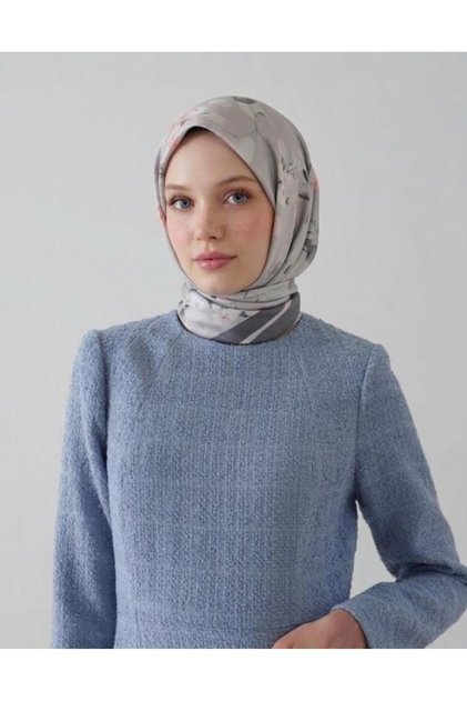 وشاح لينا تويل