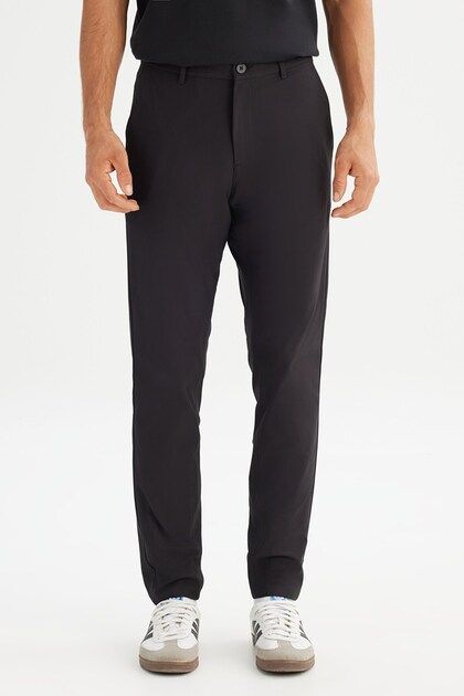 Regular Fit Normal Cut Normal Waist Side Pocket Detailed Black Casual Trousers