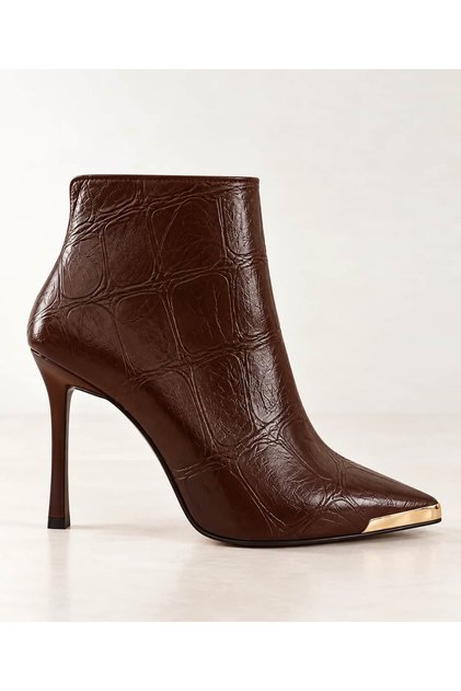 Women's Pointed Toe Thin Heeled Boots 9 cm Heeled Boots with Gold Toe Detail Stylish Zippered Women's Boots