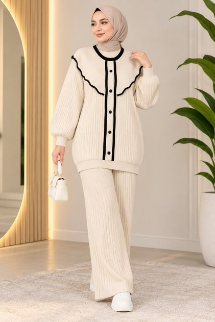 Women's Hijab Collar Striped Knitwear Pants Set White