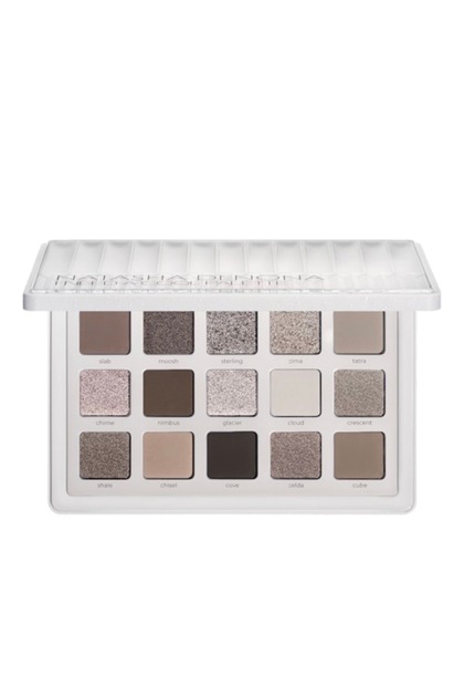 I Need a Cool Eyeshadow Palette Far Paleti Elsbeauty