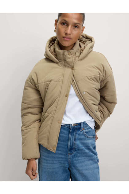 Thermowarmth™ Kapüşonlu Şişme Mont