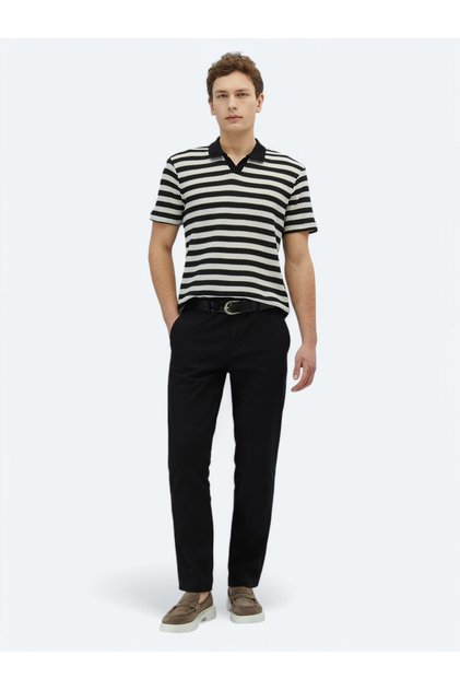 Black Woven Regular Fit Casual Cotton Blended Trousers