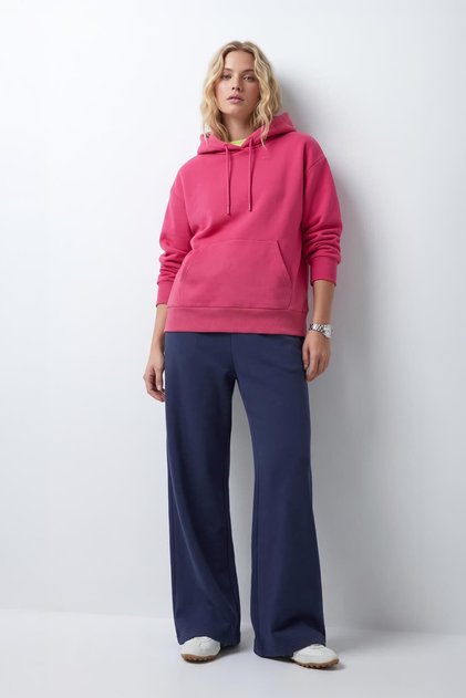 Kadın Kapüşonlu Cepli Fuşya Sweatshirt