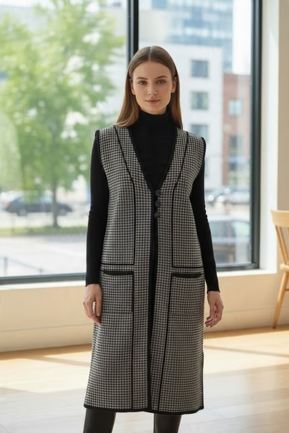 Long Sleeve/Honeycomb Pattern Vest with Pockets and Buttons, Plus Size Vest