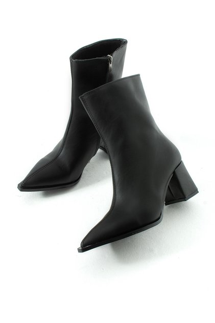 Women's Black Heeled Boots 00286