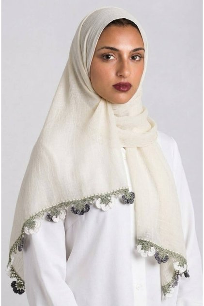 طرحة ب بوال بقماش ياباني شغل يدوي تطريز كروشيه المقاس : 60 * 190