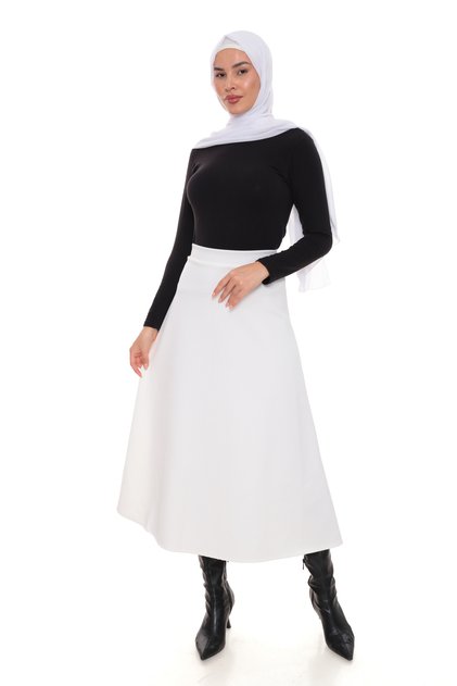 Scuba Puf White Hijab Skirt Model