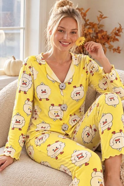 Luxury Suede Chick Patterned Long Sleeve Women's Pajamas Set