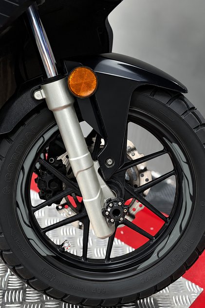 Cutout v2 rim strip sticker set (front & rear, full coverage) - compatible with 13, 14, and 15-inch scooter wheels