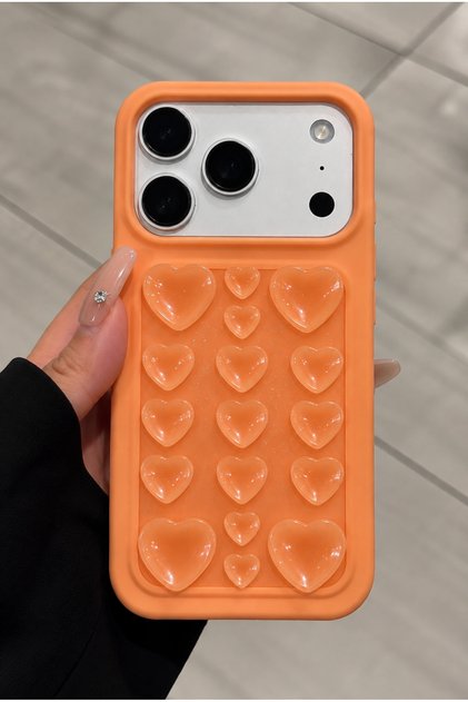 iPhone 17 Pro Max / 18 Pro Max Uyumlu Premium Kendinden Vakumlu İçi Kadife 3D Simli Kalp Desenli Soft Silikon Telefon Kılıfı – Güçlü Tutuş & Estetik Tasarım Orange