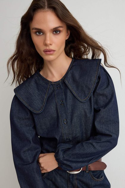 Cămașă din denim albastru închis cu detaliu la guler TWOAW27GO00120