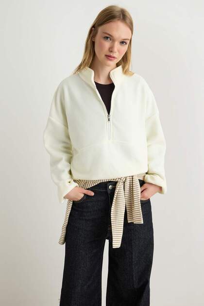 Ekru Polar Oversize/Geniş Kesim Fermuarlı Dik Yaka Örme Sweatshirt TWOAW27SW00166