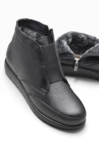 780 Orthopedic Black Mother Boots with Fur Inside the Sole, Women's Elastic Zippered Boots Shoes