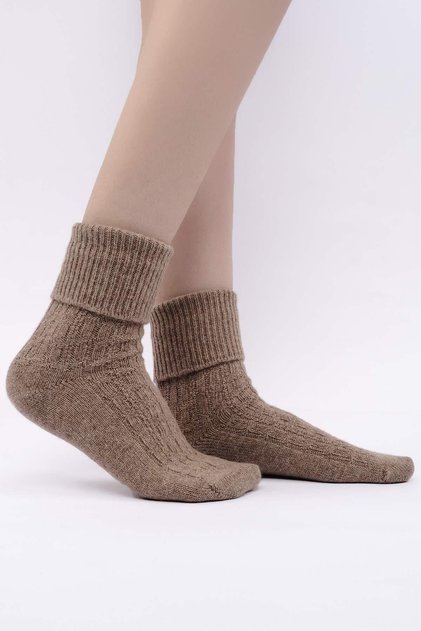 Women's Sheep Wool Single Curled Socks Beige