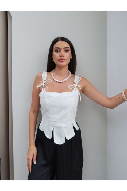 Bluse mit Schulterbändern und Reißverschlussdetail