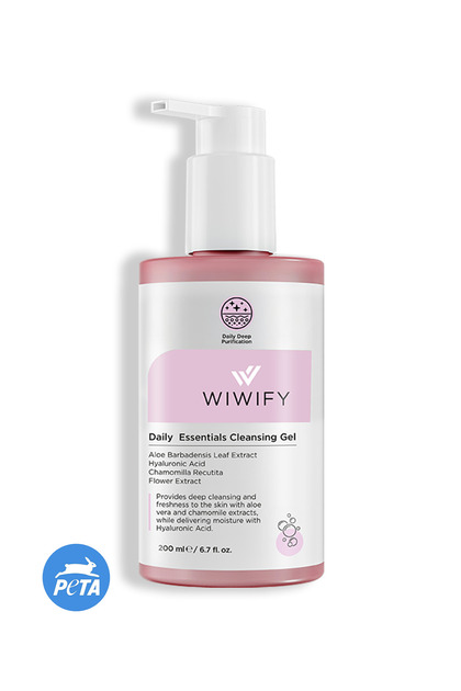 Purifying, Refreshing Facial Cleansing Gel (Aloe Vera and Chamomile Extract + Hyaluronic Acid)