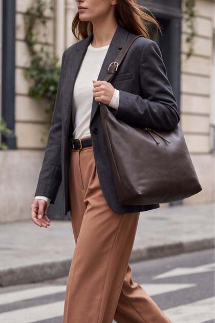 Women's Soft Textured Wide Form Zippered Shoulder Bag Oselin Brown