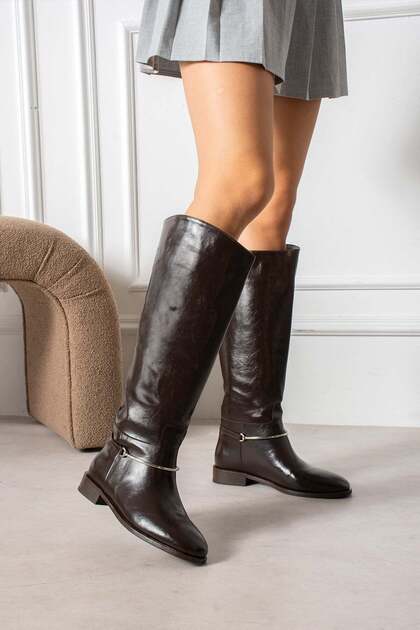 Rustle Women's Bitter Brown Wrinkled Patent Leather Metal Ring Detailed Warm Lining Non-Slip Sole 3 cm Heeled Uzu