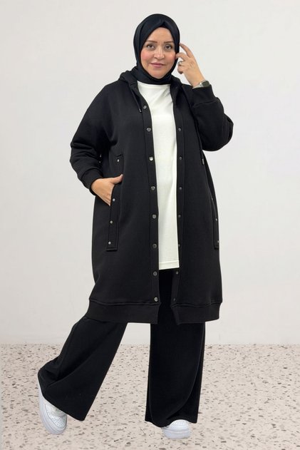 43077 Large Size Three Thread Cap with Ribbed Sleeves and Hem - Black