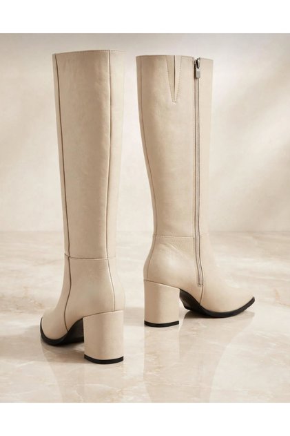 Women's Heeled Long Boots Women's Black Zippered Below the Knee Length Heeled Boots