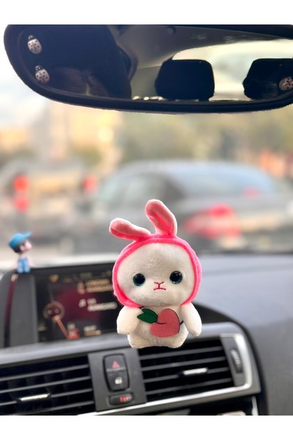 Peach-Loving Rabbit Rearview Ornament Auto Pendant Rabbit Peach Rearview Ornament